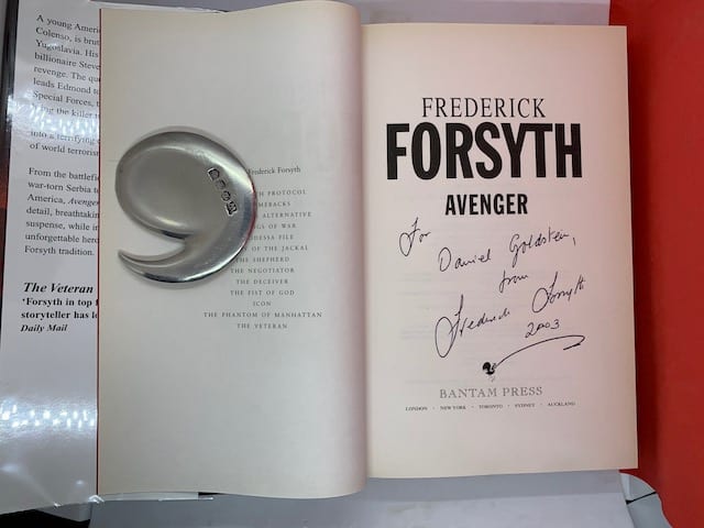 Avenger (SIGNED) - Image 5