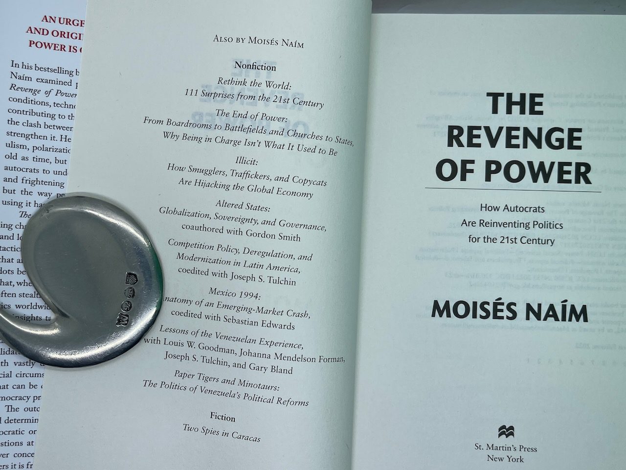 The Revenge of Power: How Autocrats Are Reinventing Politics for the 21st Century - Image 3