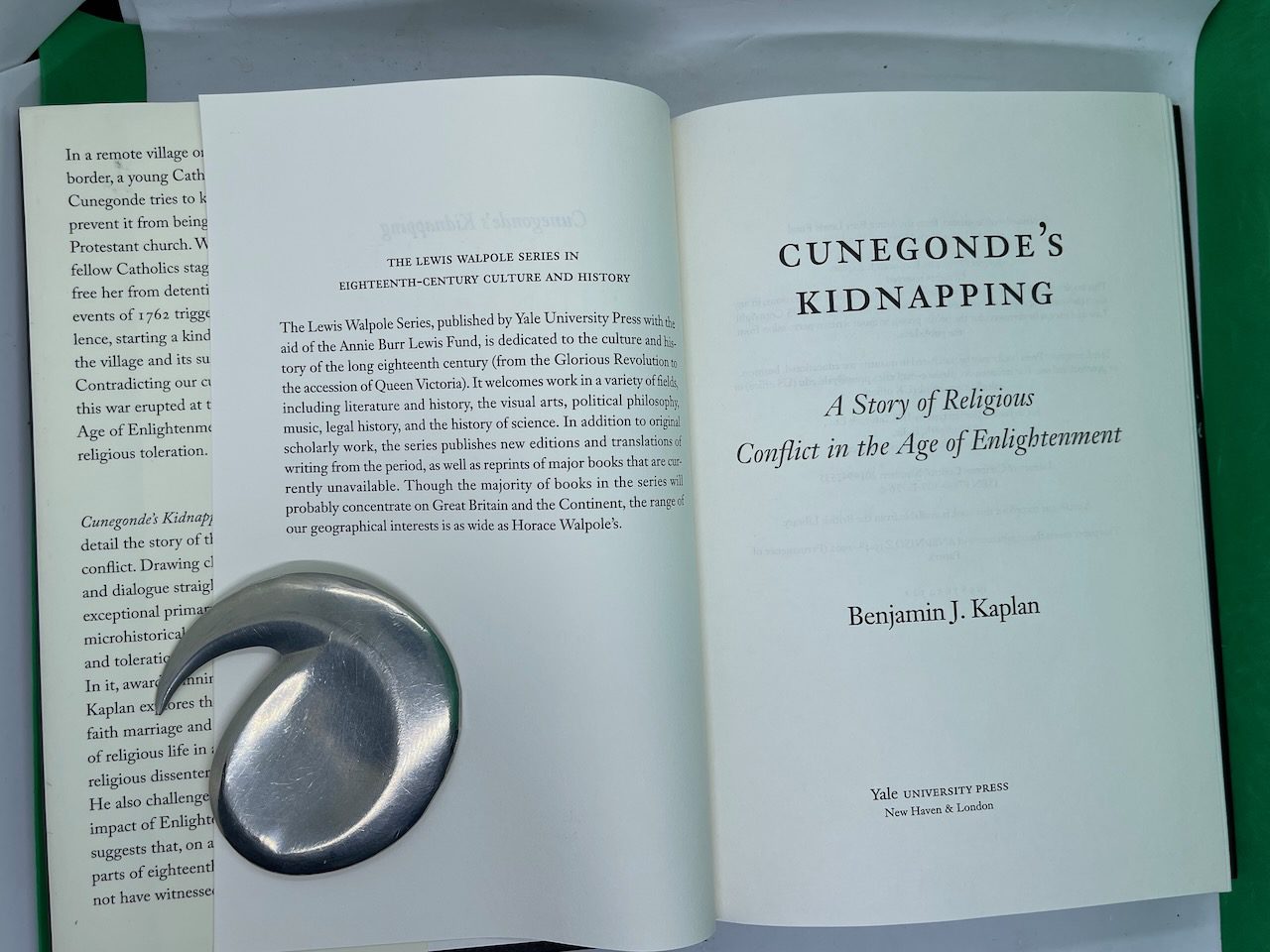 Cunegonde's Kidnapping: A story of Religious Conflict in the Age of Enlightenment - Image 3