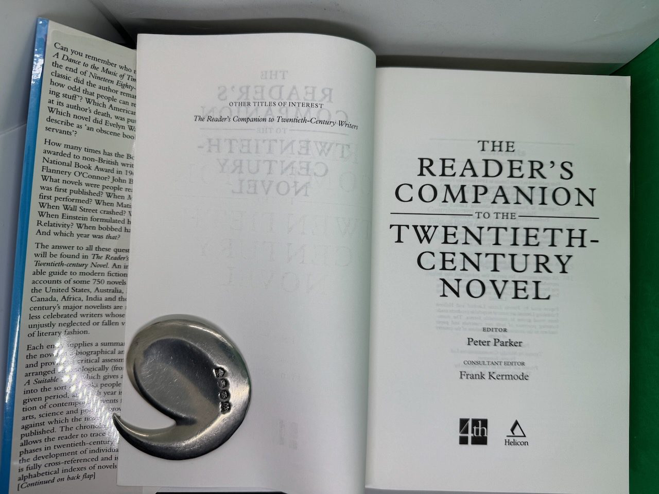 The Reader's Companion to the Twentieth Century Novel - Image 4