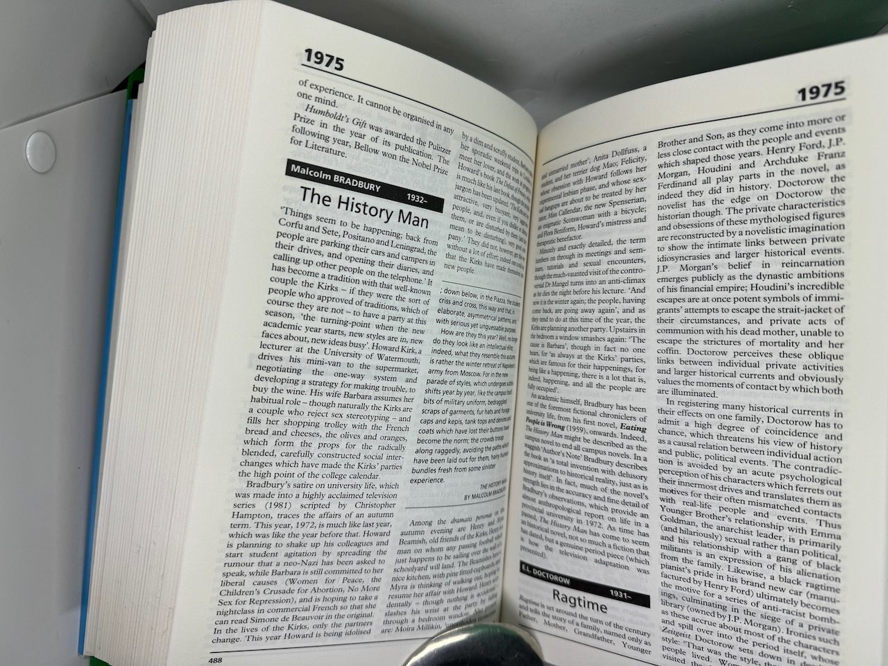 The Reader's Companion to the Twentieth Century Novel - Image 10