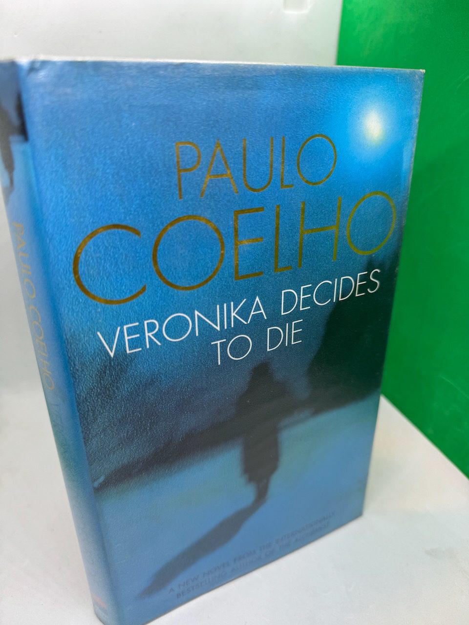 Veronika Decides to Die (SIGNED) - Image 9